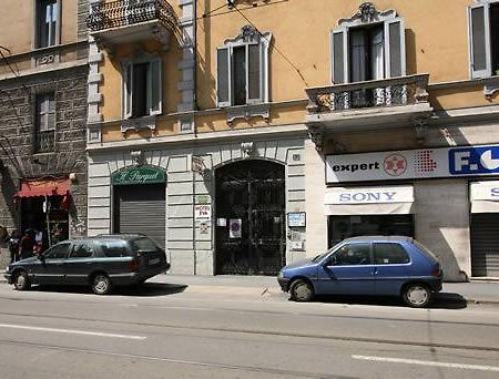 Hotel Eva Milánó Kültér fotó