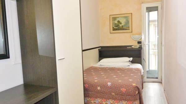 Hotel Eva Milánó Kültér fotó